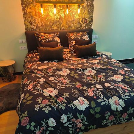 Bed and Breakfast Vegetal Jungle Blaye-Les-Mines Zewnętrze zdjęcie